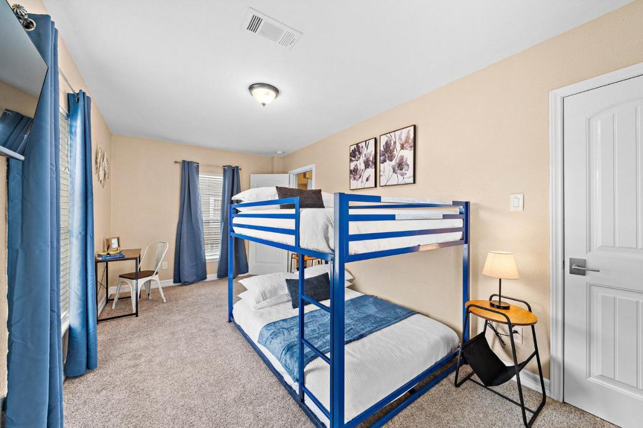 Nr Med Center, Dt, Midtown Game Room Sleep 16 Houston Esterno foto